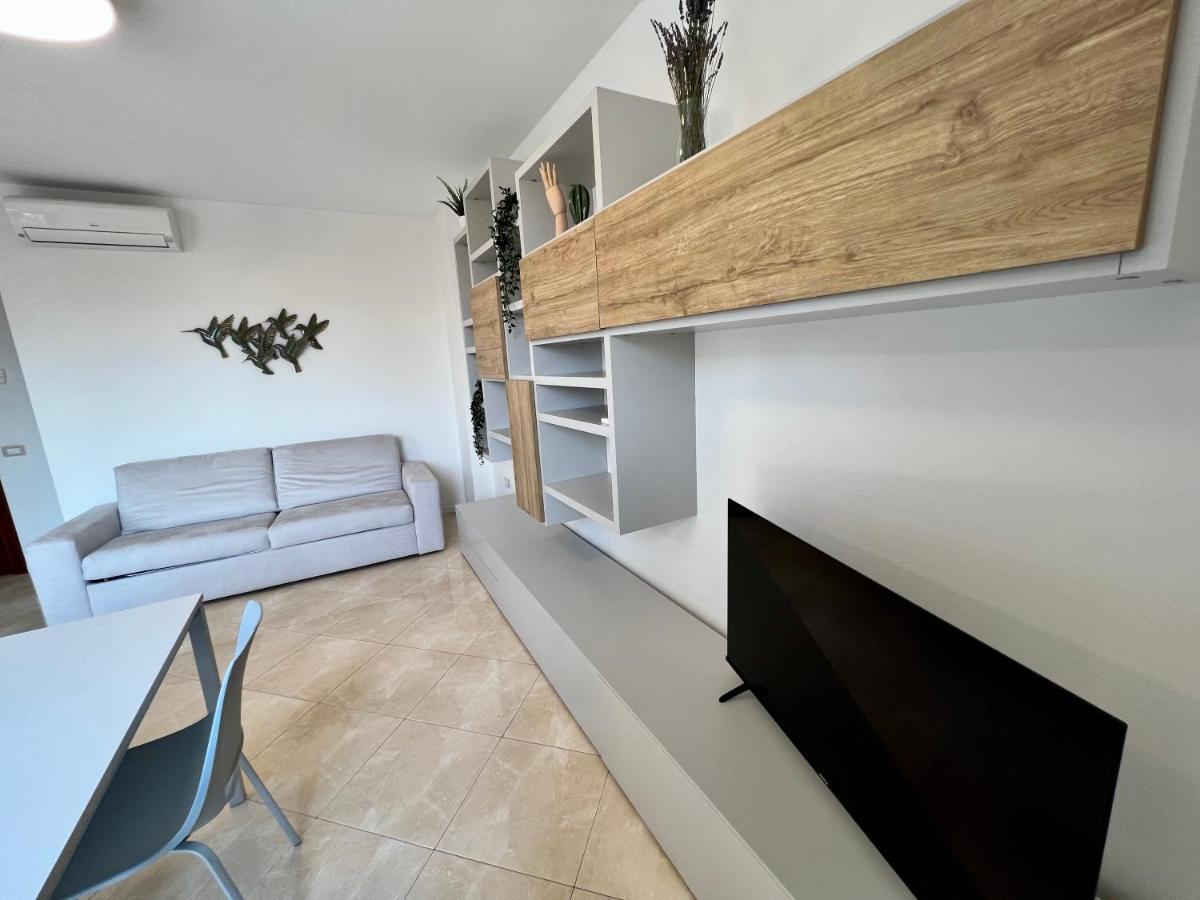 Beija Flor-Trilocale Piazza Garibaldi N18 Lägenhet Desenzano del Garda Exteriör bild